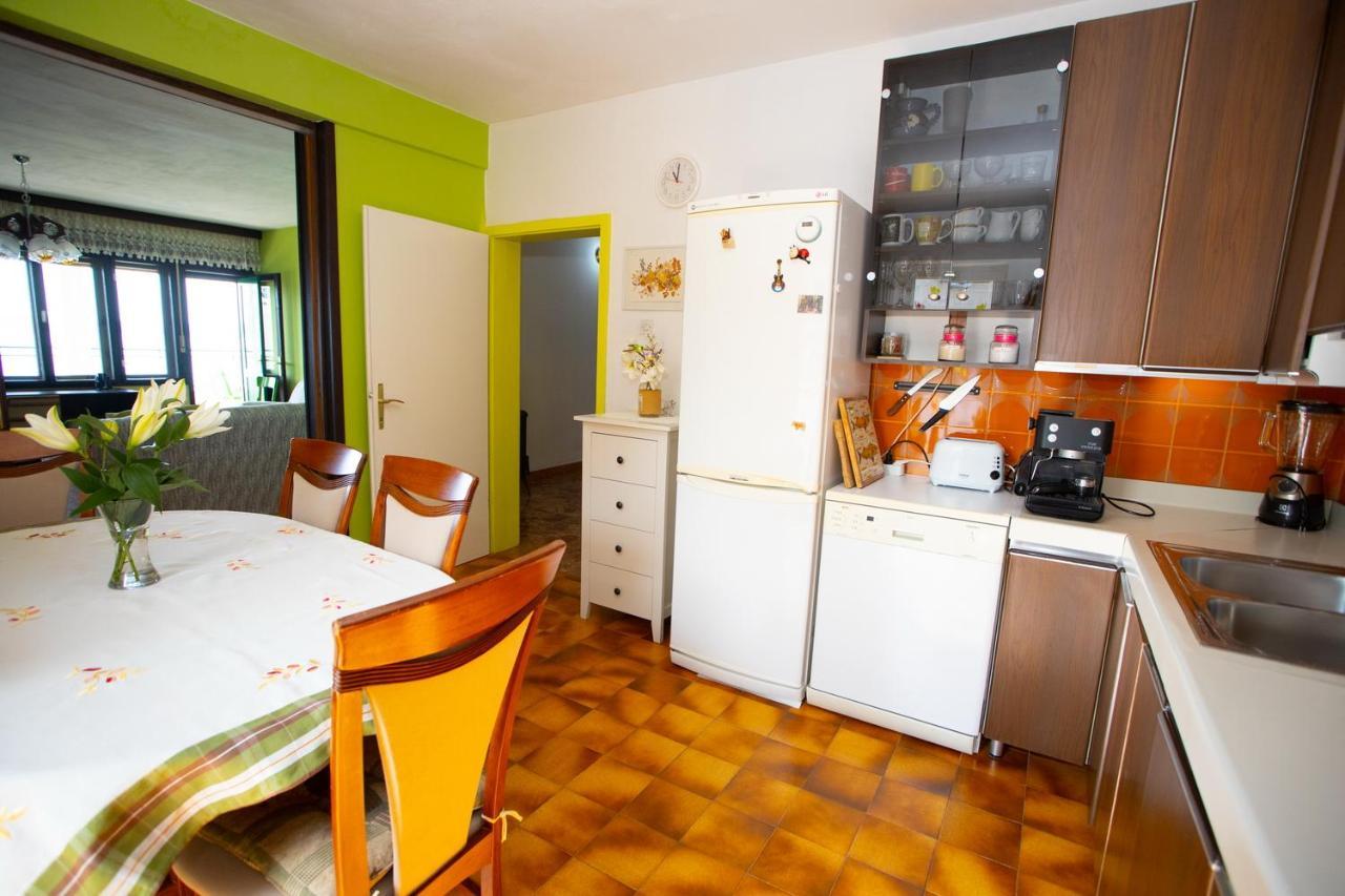 Apartment Nola Podgora Exterior photo