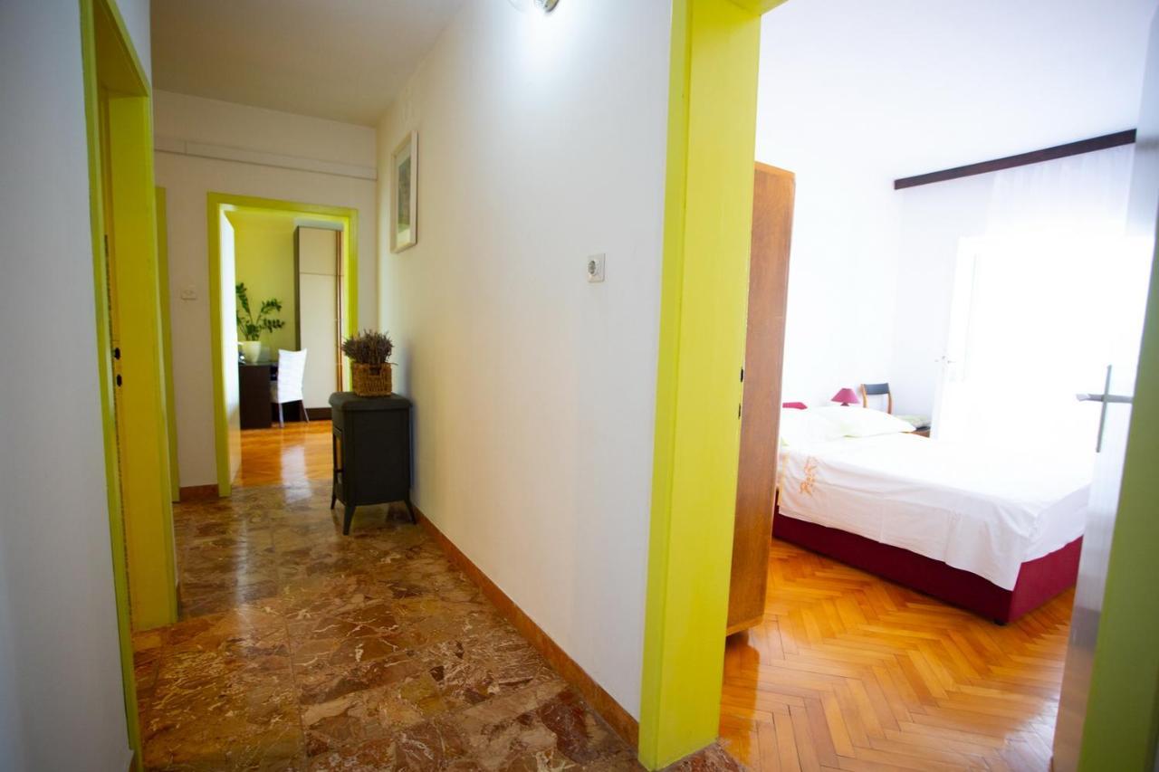 Apartment Nola Podgora Exterior photo