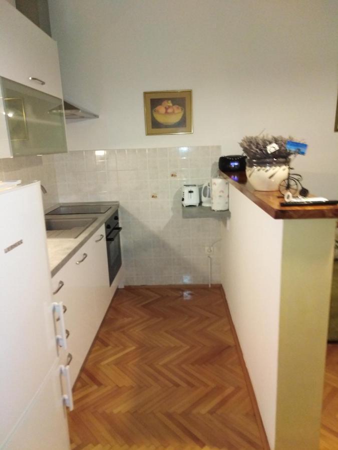 Apartment Nola Podgora Exterior photo